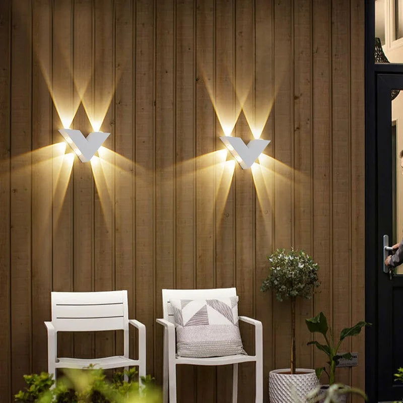 Wasserdichte Außenwandleuchten in verschiedenen Formen „X-Lumina“