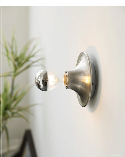 Metall-Wandleuchte in verschiedenen Farben „WALL-CHIC“