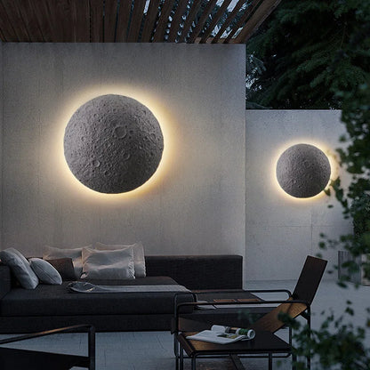 Moon Shade Types Αδιάβροχο στρογγυλό φωτιστικό 'Moonshade ' σε σχήμα φεγγαριού ...